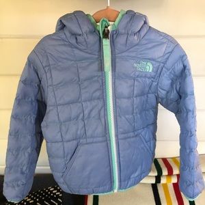 The North Face Reversible Thermoball Hoodie - 2T